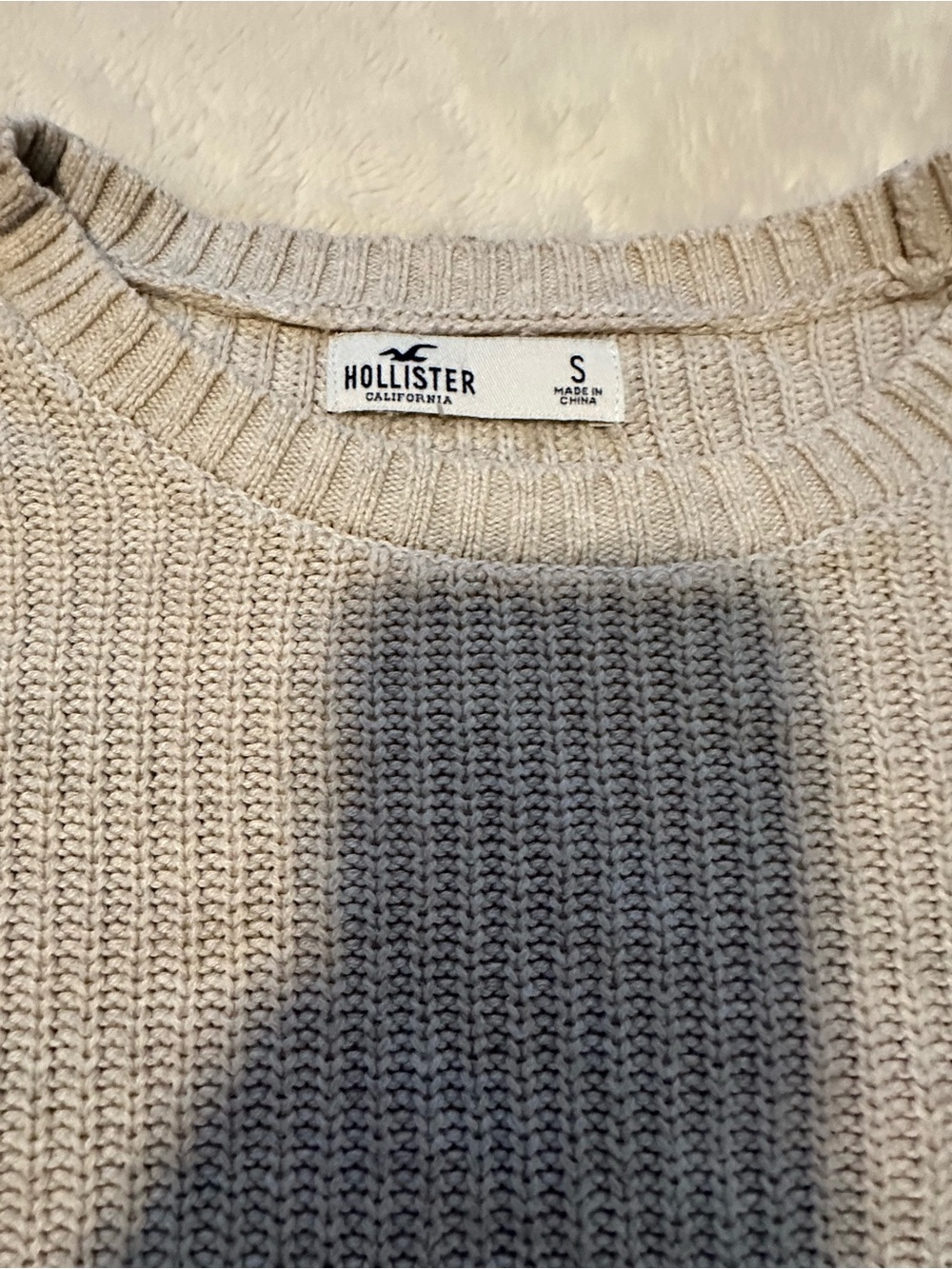 Hollister light grey Crewneck Sweater